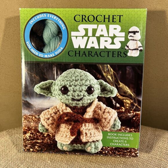 Crochet Star Wars Yoda + 5 Character Book/Kit-New Unopened-Disney Lucasfilm - Picture 1 of 11